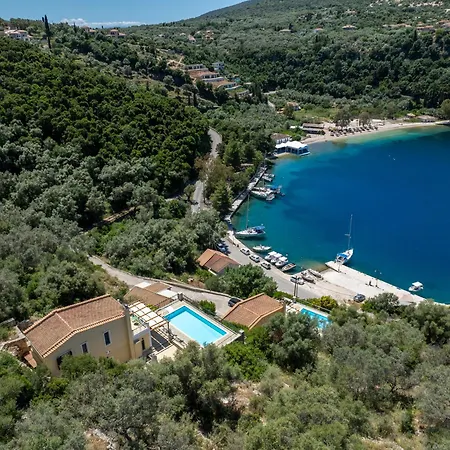 Argiri Meganisi - Seafront Luxury Villa, P-pool, Seaviews, Walk To Vilă