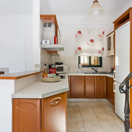 Argiri Meganisi - Seafront Luxury Villa, P-pool, Seaviews, Walk To Vilă *
