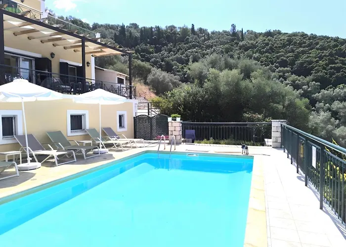 Argiri - Seafront Luxury Villa, P-pool, Seaviews, Walk To Meganisi