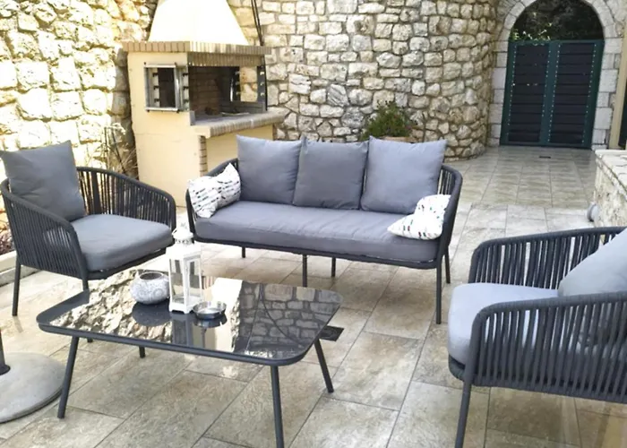 Argiri - Seafront Luxury Villa, P-pool, Seaviews, Walk To 빌라 *