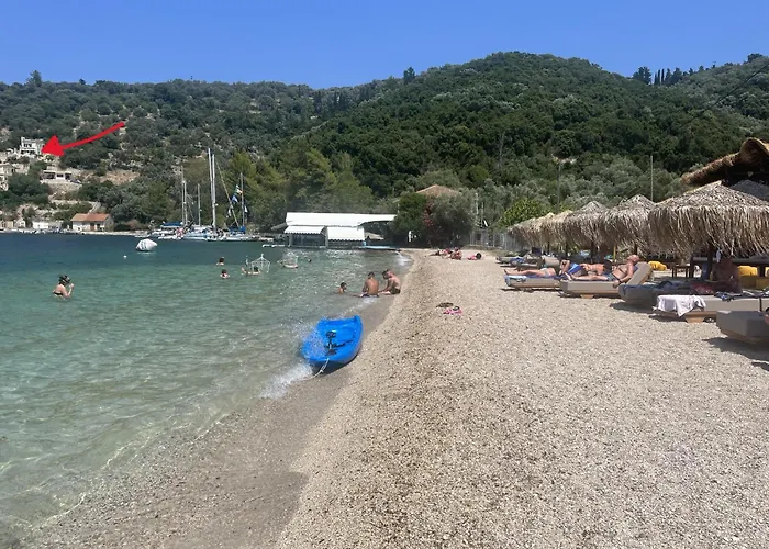 Argiri - Seafront Luxury Villa, P-pool, Seaviews, Walk To Vilă