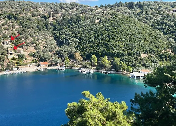 Argiri - Seafront Luxury Villa, P-pool, Seaviews, Walk To Vilă Meganisi